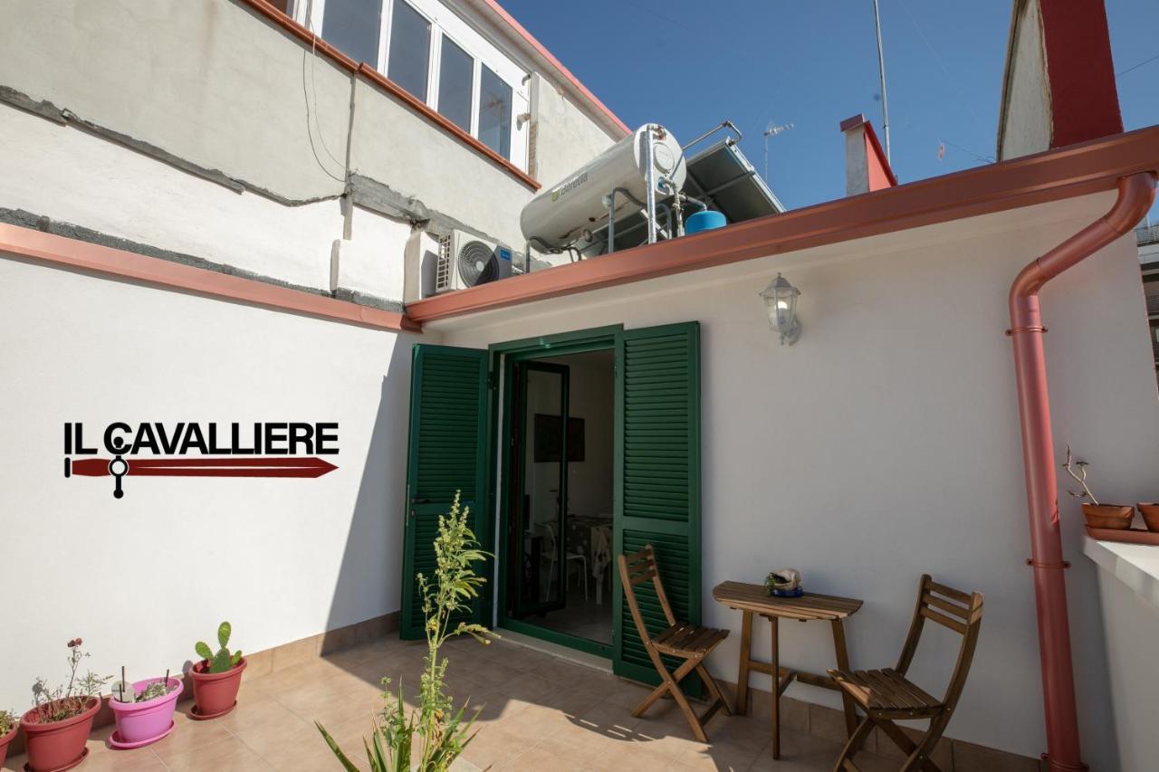 Il Cavalliere Bed & Breakfast Barletta Exterior photo